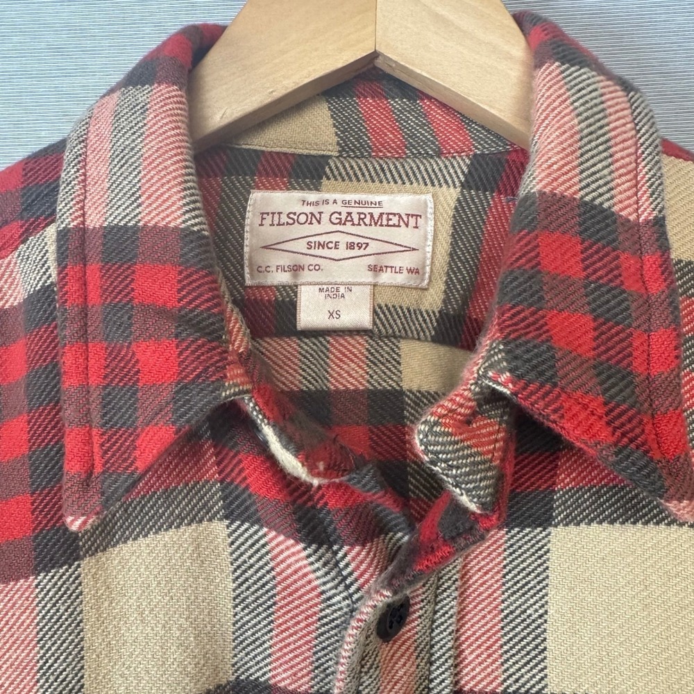Filson Heavy Field Shirt Men's XS Red Tan Plaid Long Sleeve Button Up Overshirt - Picture 4 of 6